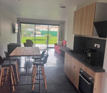 Aigrefeuille-sur-Maine Ski Chalet | Studio avec accès indépendant