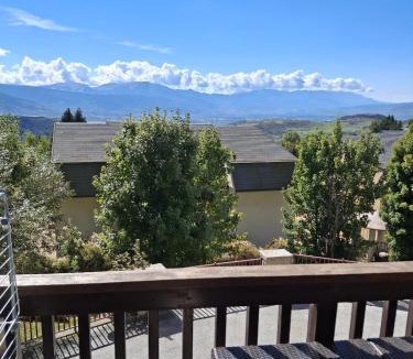Font-Romeu-Odeillo-Via Apartment | Studio avec vue et wifi with terrace