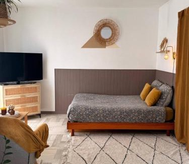 Bourg-en-Bresse Apartment | Studio avec Balcon proche Gare