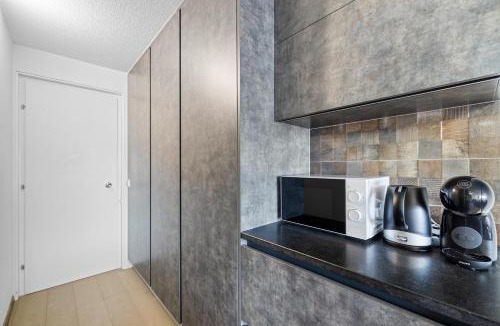 Anzere Apartment | Studio avec balcon & vue dégagée, Anzère centre