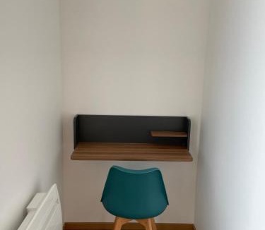 Nancy House | Studio avec WC et SDB privés dans Grande maison à côté du campus Artem - Thermal et Parc des Expos