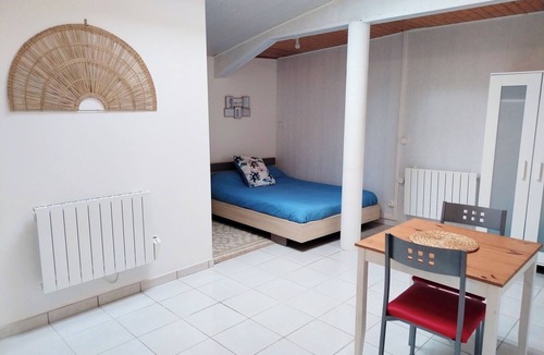 La Chevroliere House | Studio Avec Parking Privé