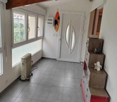 Ableiges Apartment | Studio avec terrasse à Abeliges - 36 m²