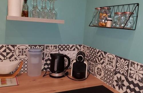 Jayat Apartment | studio avec terrasse au calme