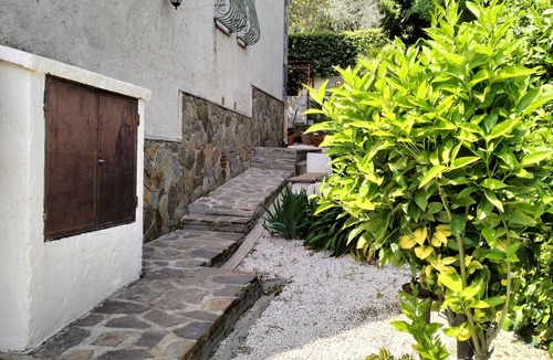Hyeres Apartment | Studio Avec Terrasse au Calme