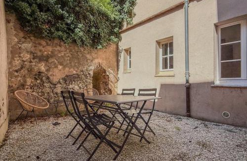 Chartres Apartment | Studio avec terrasse en centre-ville de Chartres