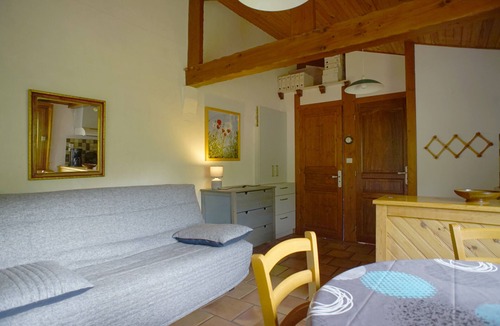 Reynes Apartment | Studio Avec Véranda Dans Vallée Calme à Reynès