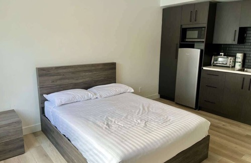 Riviere-du-Loup Regional County Municipality Apartment | Studio avec Vue Cour-211