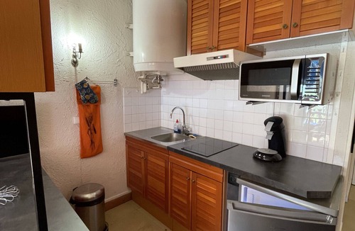 Laveissiere Apartment | Studio avec vue sur la prairie