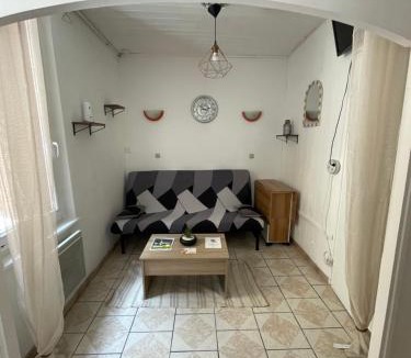 Amelie-les-Bains-Palalda Apartment | Studio bien-être