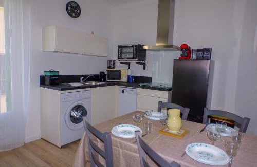 Prats-de-Mollo-la-Preste Apartment | Studio Bacivers coté jardin