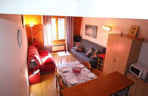 Bagneres-de-Luchon Apartment | Studio Bagnères-de-Luchon, 1 pièce, 4 personnes - FR-1-313-124