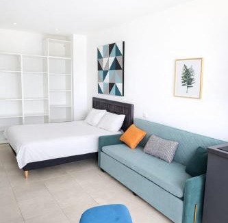 Perols Apartment | studio balcon, centre ville, parc expo, Arena