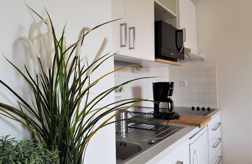 Eugenie-les-Bains Apartment | Studio Beau Songe