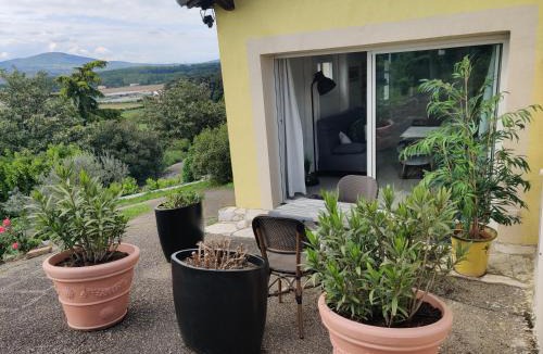 Clonas-sur-Vareze House | Studio Belle Vue