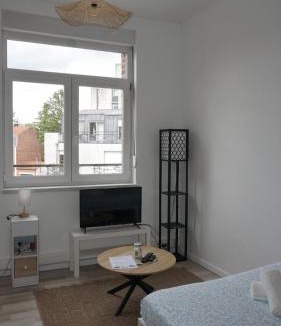 Valenciennes Apartment | Studio bien placé, accès rapide A2 et centre