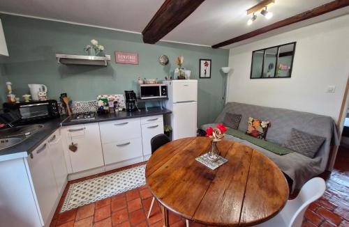 Wignehies Apartment | Studio Bienvenue du côté de chez nous avec jardin privatif