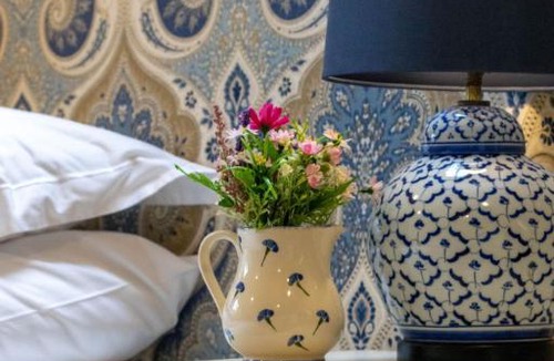 Cranbrook Apartment | Studio Bisen by Interhome