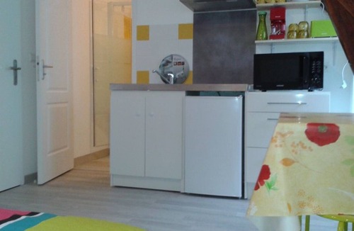 Curemonte Apartment | - Studio Bleu -