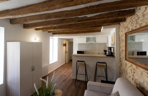 Montargis Apartment | Studio Bohème - Centre Ville