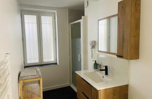 La Cote-Saint-Andre Apartment | Studio Bohème