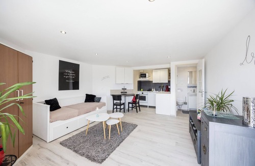 Poisy Apartment | Studio Bonheur new Annecy/Poisy beautiful view quiet