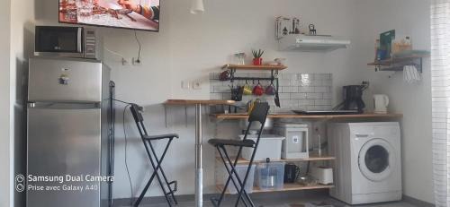 Bourg-Saint-Bernard Apartment | Studio Bonne Nuit