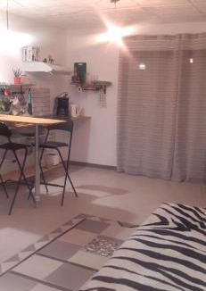 Bourg-Saint-Bernard Apartment | Studio Bonne Nuit