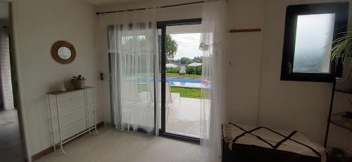 Bourg-Saint-Bernard Apartment | Studio Bonne Nuit 2