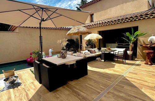 Bouc-Bel-Air Apartment | Studio - Bouc Bel Air