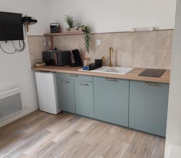 Saint-Marc Apartment | Studio Brest quartier St Michel