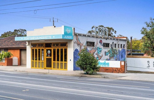 Brunswick West Apartment | Studio Brunswick Rd | Free Parking | 10 min to CBD