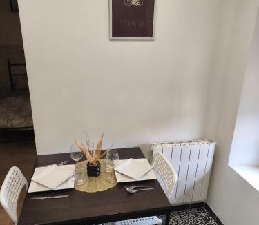 Charleville-Mezieres Apartment | Studio budget avec parking