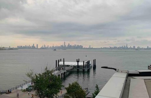 St. George Apartment | Studio by New York Harbor