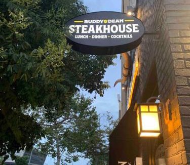 St. George Apartment | Studio by New York Harbor