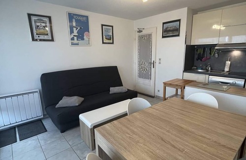 Le Touquet-Paris-Plage Apartment | Studio-cabin on the ground floor near the beach