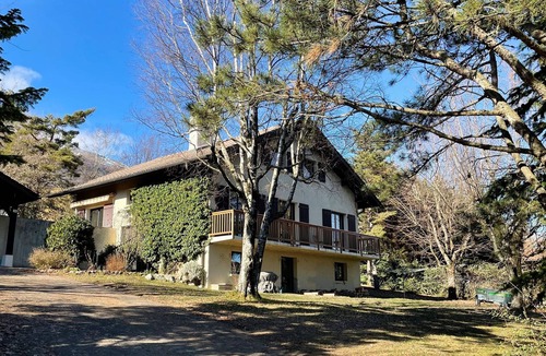 Saint-Jean-de-Gonville Apartment | Studio Calme Proche de Genève