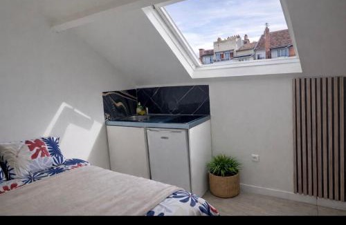 Villeneuve-Saint-Georges Apartment | Studio Central Confortable-Entièrement Équipé