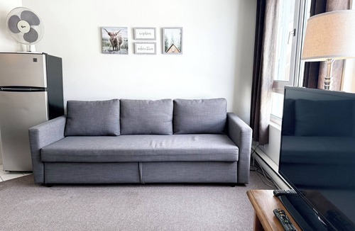 Saint Ferreol les Neiges Apartment | Studio at the base of Mont-Sainte-Anne