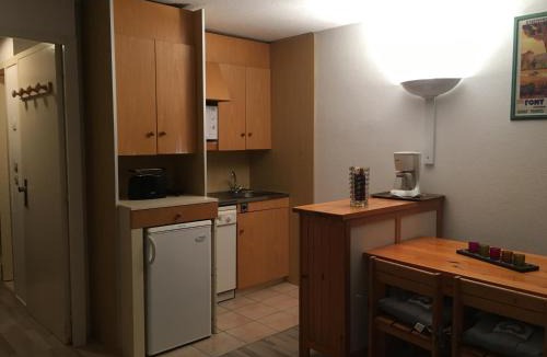 Font-Romeu-Odeillo-Via Apartment | Studio Cabine Les Balcons du Soleil