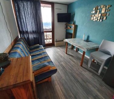 Font-Romeu-Odeillo-Via Apartment | Studio cabine 605 avec vue sur la Cerdagne