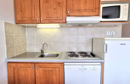 Saint-Etienne-en-Devoluy Apartment | Studio Cabin 4 ppl - Near Slopes & Shops