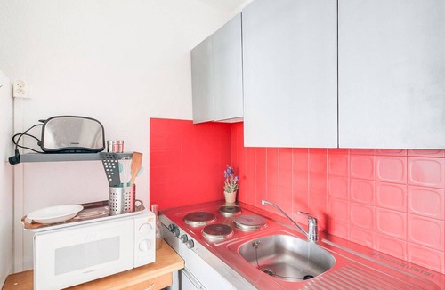 La Mongie Apartment | Studio cabin for 5 in La Mongie, slopeside, balcony, washer