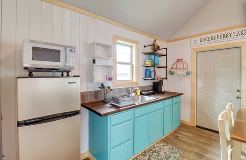 Higden Apartment | Studio Cabin in Higden: Boating, Fishing & More!