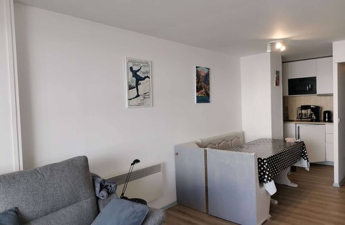 La Mongie Apartment | Studio cabin sleeps 5 with balcony 80m from slopes - La Mongie 1800