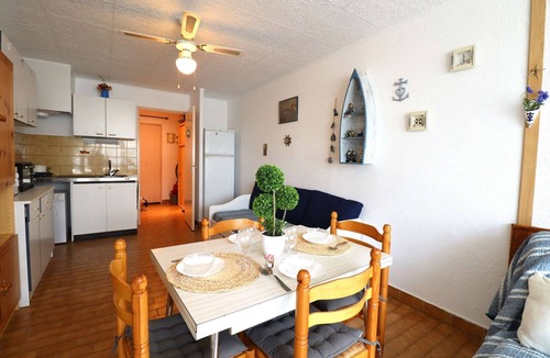 Le Grau-Du-Roi Apartment | Studio Cabin swimming pools parking near sea