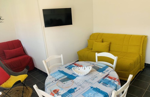 Fort-Mahon-Plage Apartment | Studio cabin with sea view and garage in Fort-Mahon plage