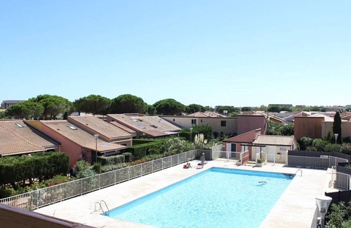 Gruissan Apartment | Studio Cabin With Pool & Parking - Gruissan