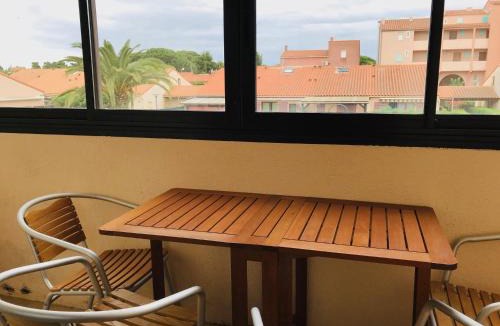 Argeles Plage Apartment | Studio Cabine à 400m Plage avec Piscine, Parking Privé, Proche Commerces à Argelès-sur-Mer - FR-1-776-16