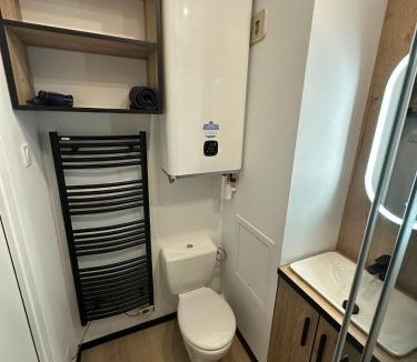 Ax-les-Thermes Apartment | Studio cabine à Bonascre Wi Fi garage privé